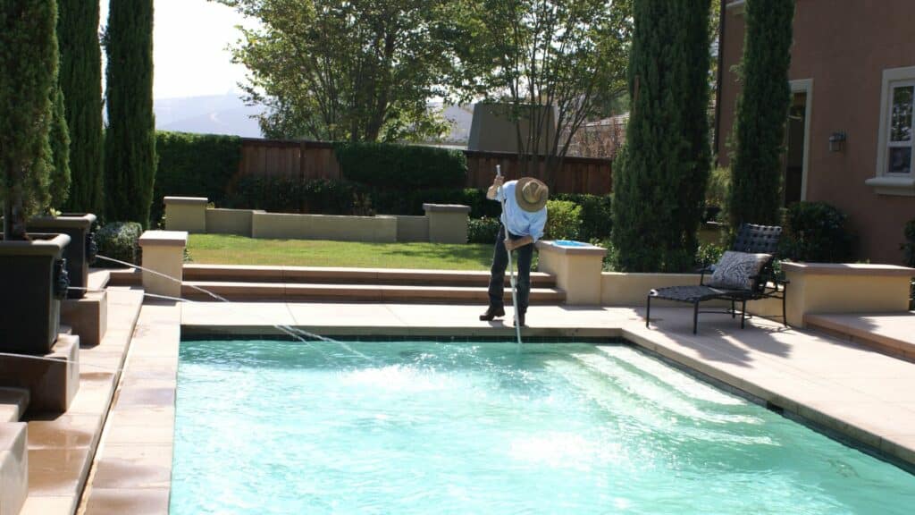 What Is the Best Pool Cleaning Service in Tarrant County, Texas?